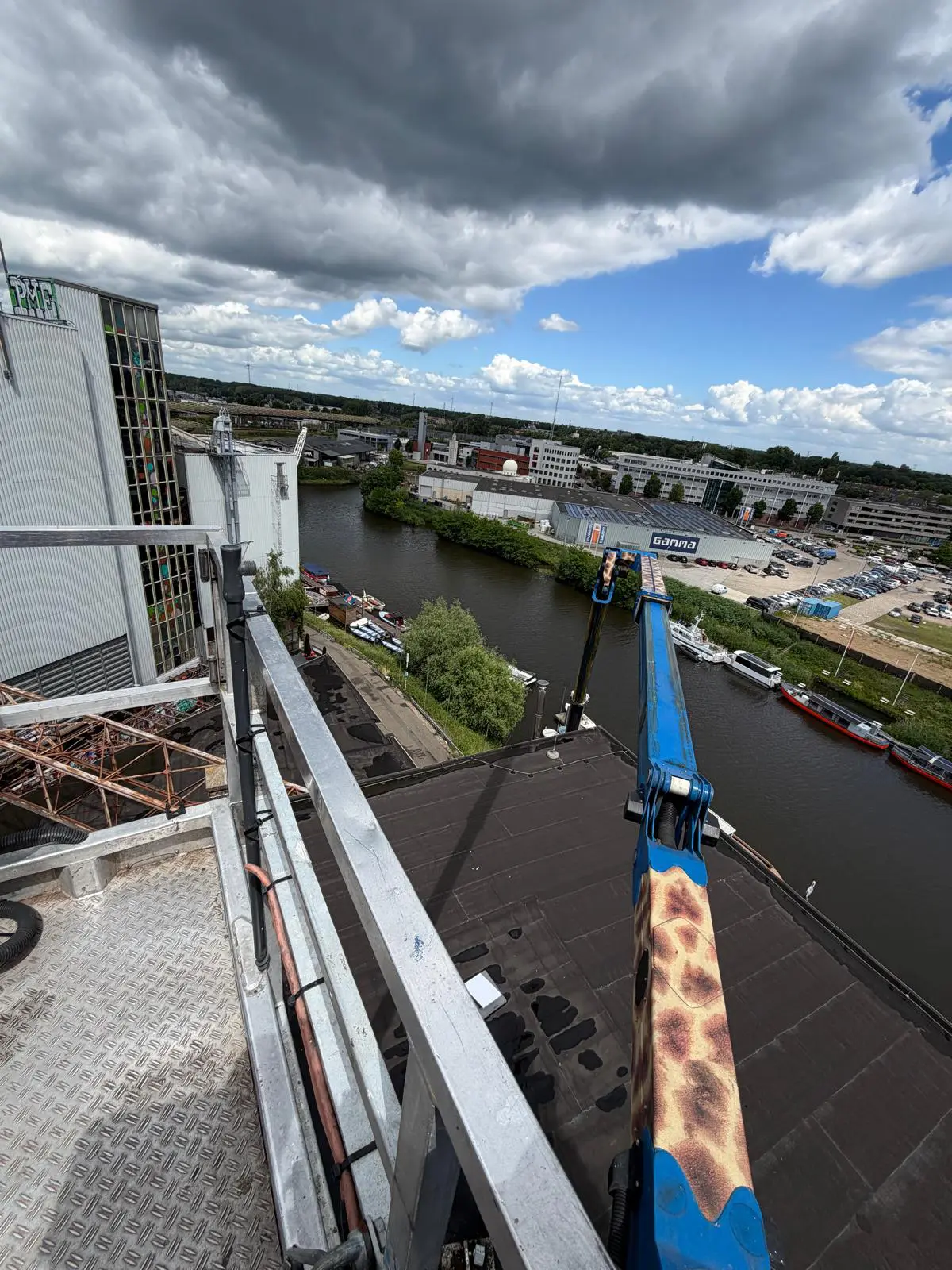Glas plaatsen in 's-Hertogenbosch